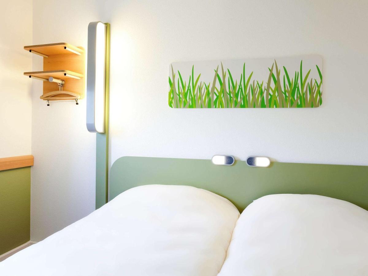 Ibis Budget Pontarlier Eksteriør bilde